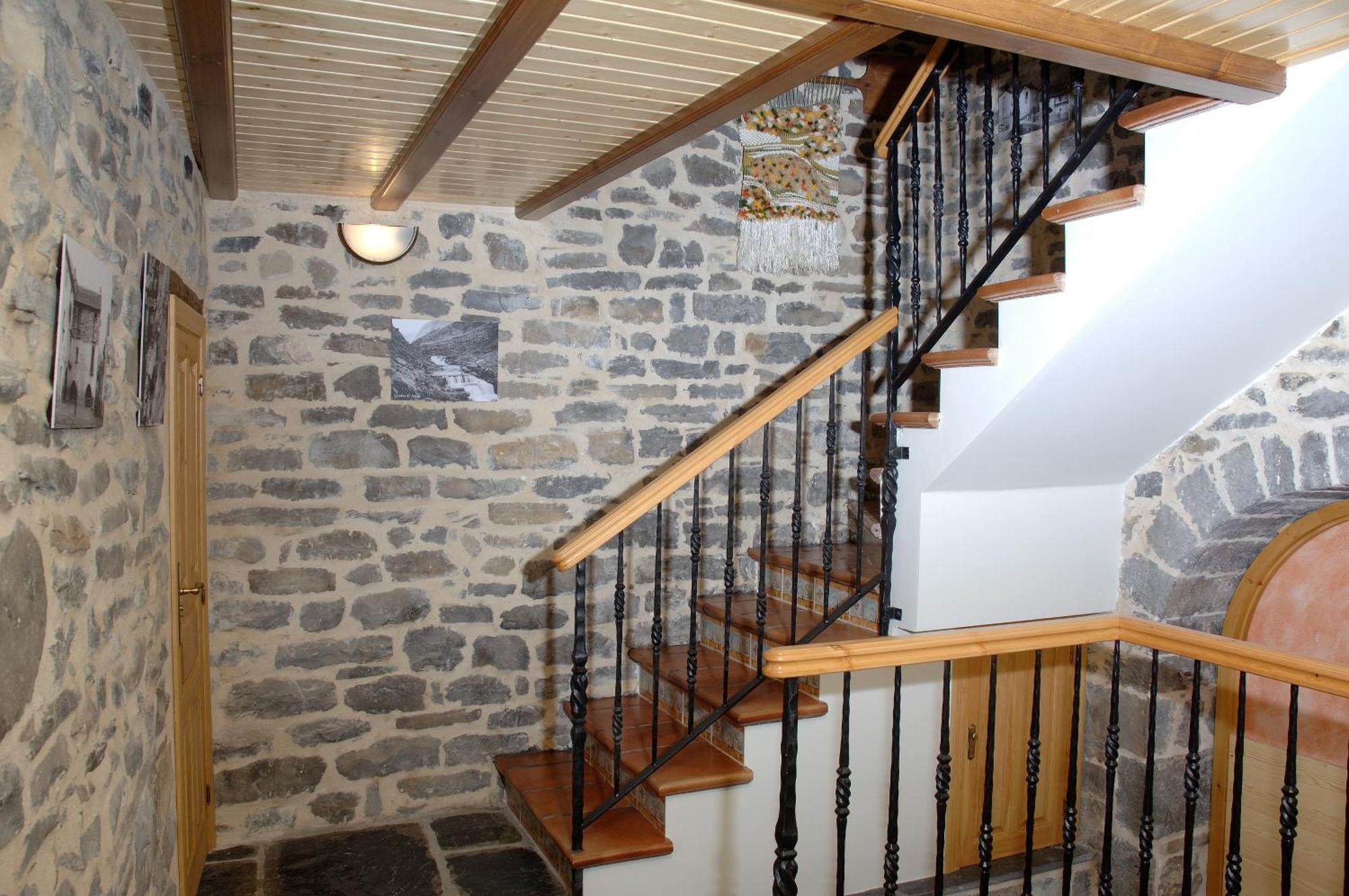 Apartamento El Patio Casa Cajal Torla Luaran gambar